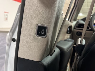 2024 Chrysler Pacifica Limited Carbravo CPO