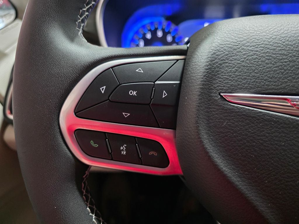 2024 Chrysler Pacifica Limited Carbravo CPO