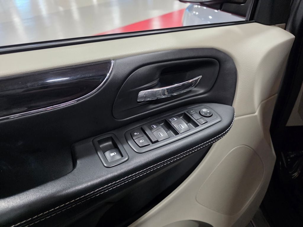 2016 Dodge Grand Caravan SE Plus