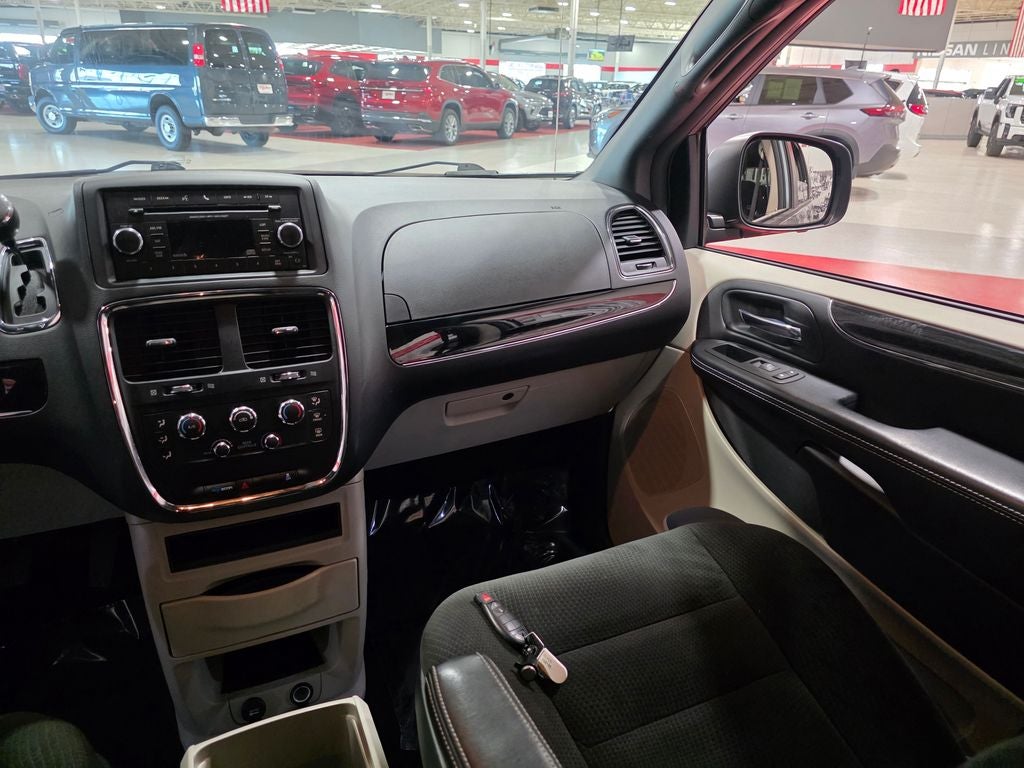 2016 Dodge Grand Caravan SE Plus