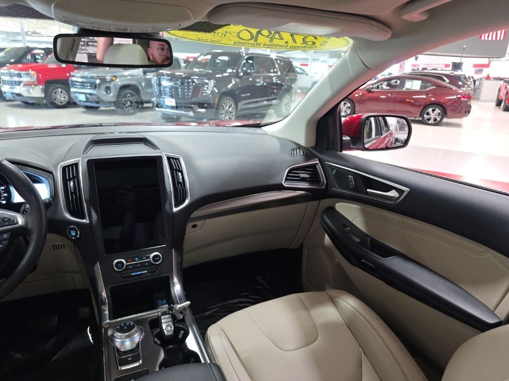 2022 Ford Edge Titanium Carbravo Certified