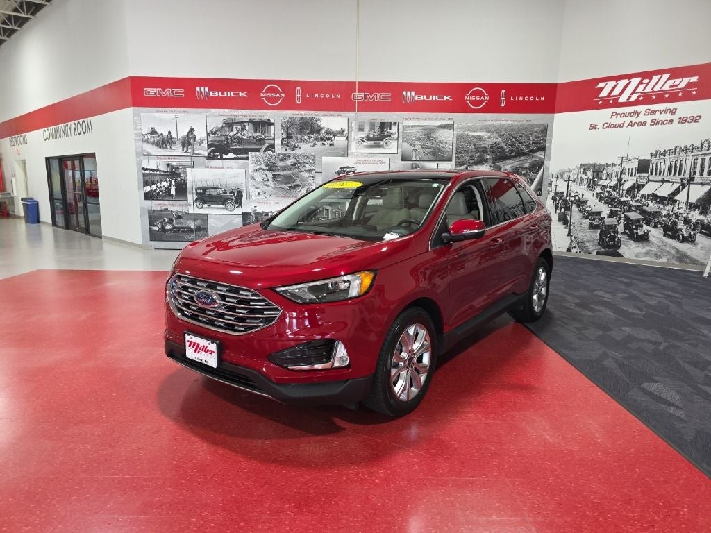 2022 Ford Edge Titanium Carbravo Certified