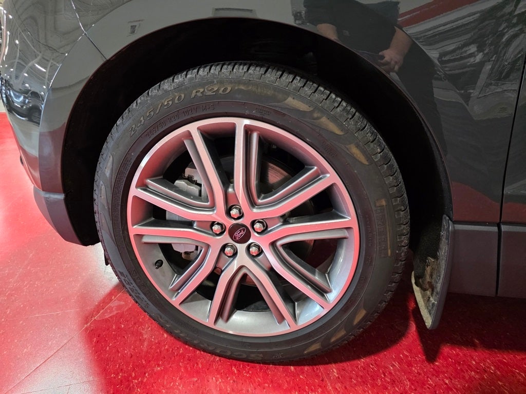 2023 Ford Edge Titanium