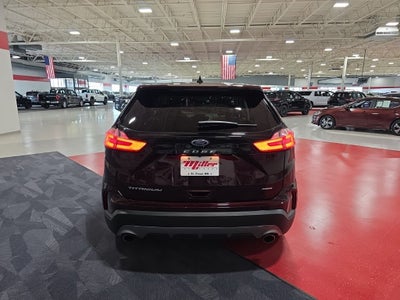 2022 Ford Edge Titanium Carbravo Certified