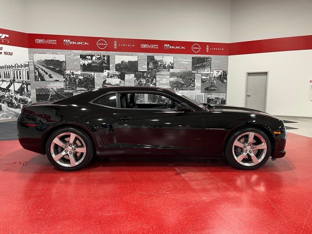 2011 Chevrolet Camaro SS 2SS