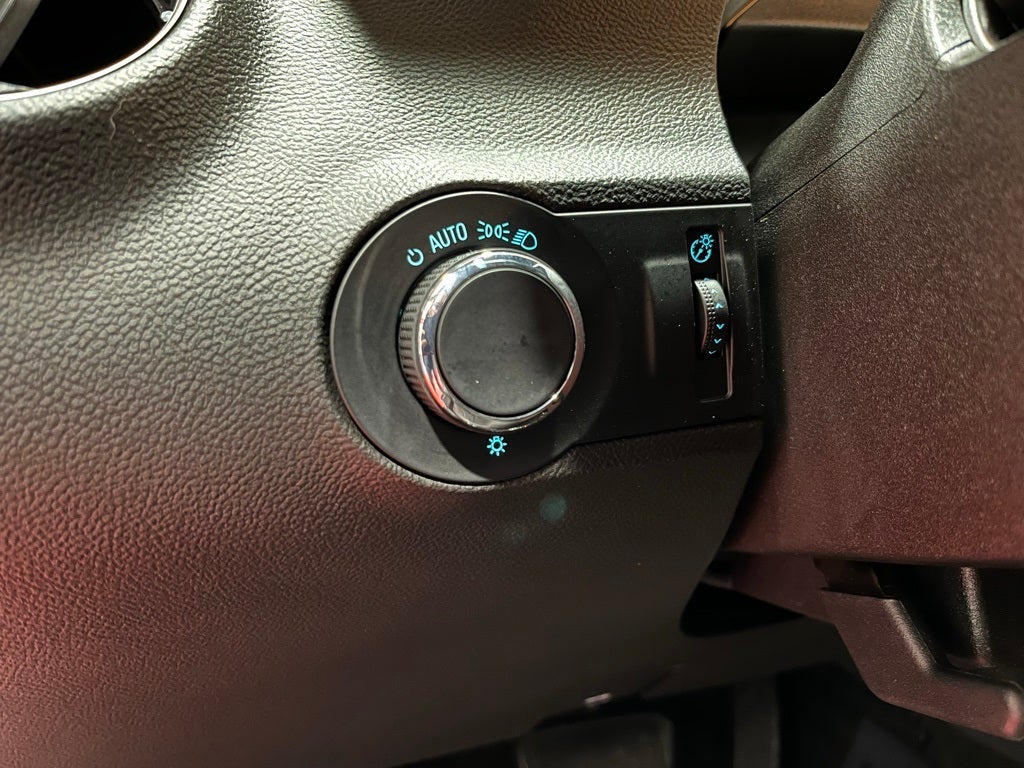 2011 Chevrolet Camaro SS 2SS