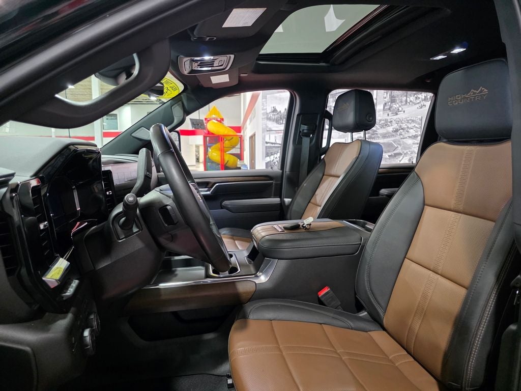 2025 Chevrolet Silverado 3500HD High Country