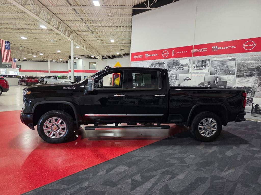 2025 Chevrolet Silverado 3500HD High Country