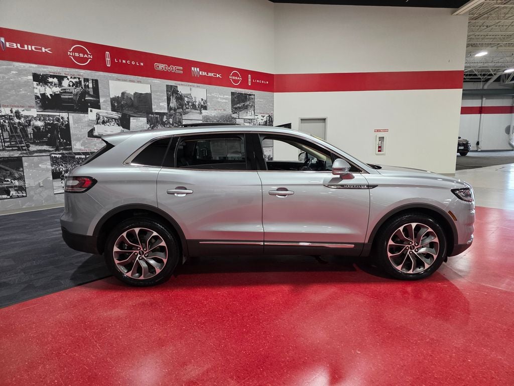 2023 Lincoln Nautilus Reserve