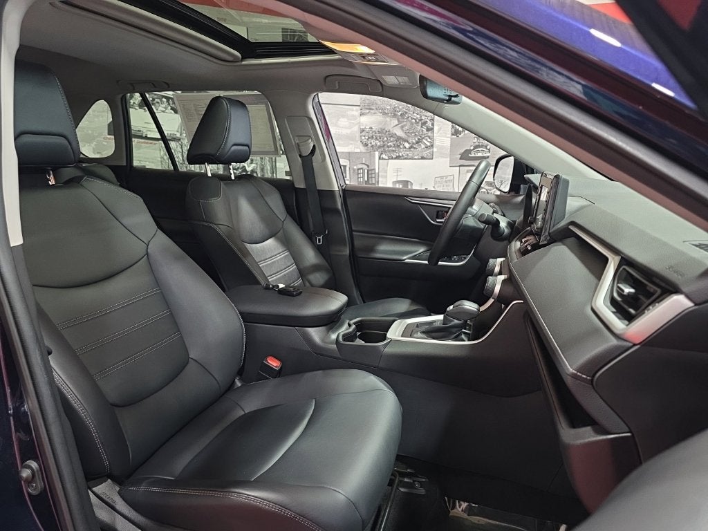 2021 Toyota RAV4 XLE Premium Carbravo Certified
