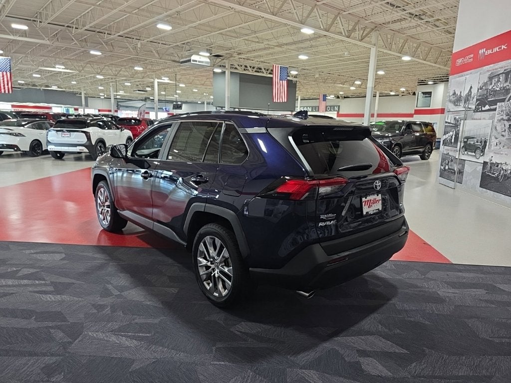 2021 Toyota RAV4 XLE Premium Carbravo Certified