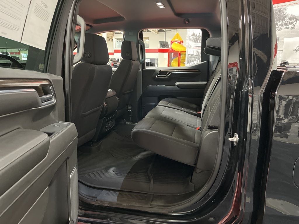 2024 Chevrolet Silverado 1500 LT LT1