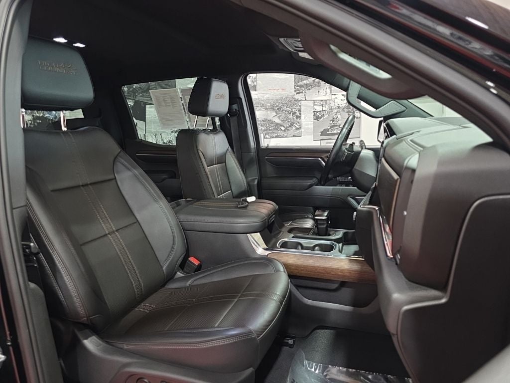 2023 Chevrolet Silverado 1500 High Country CarBravo Certified