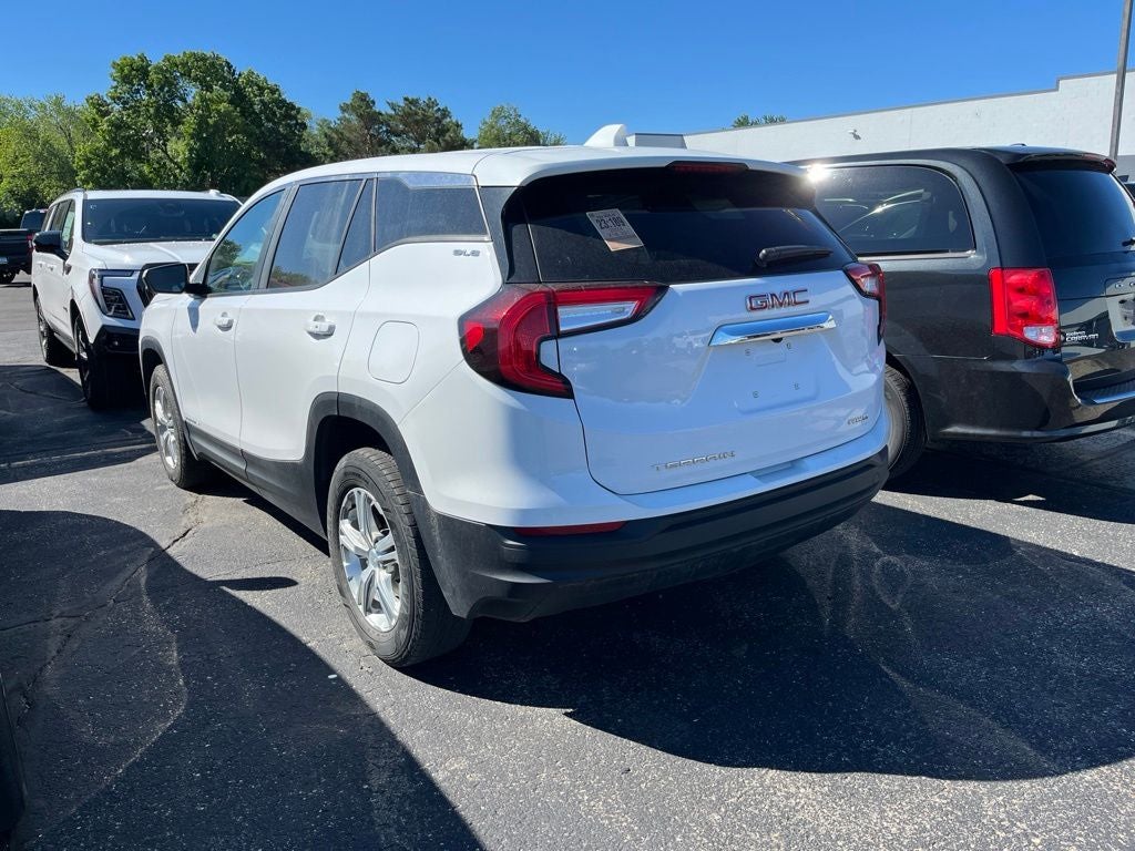 2024 GMC Terrain SLE