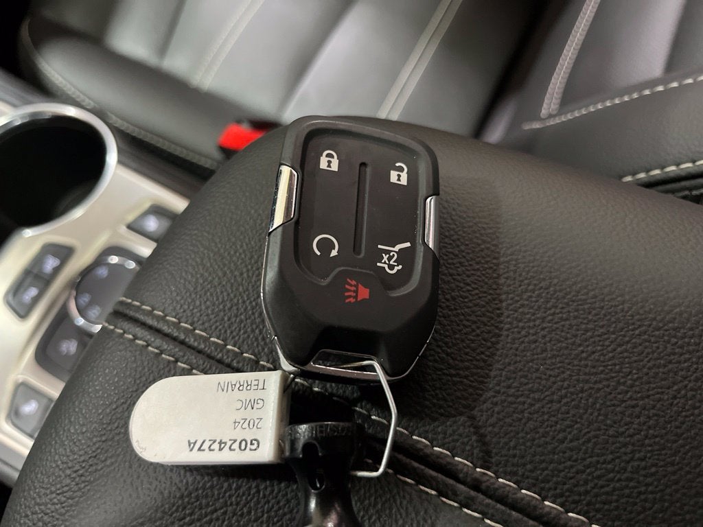 2024 GMC Terrain Denali Carbravo Certified