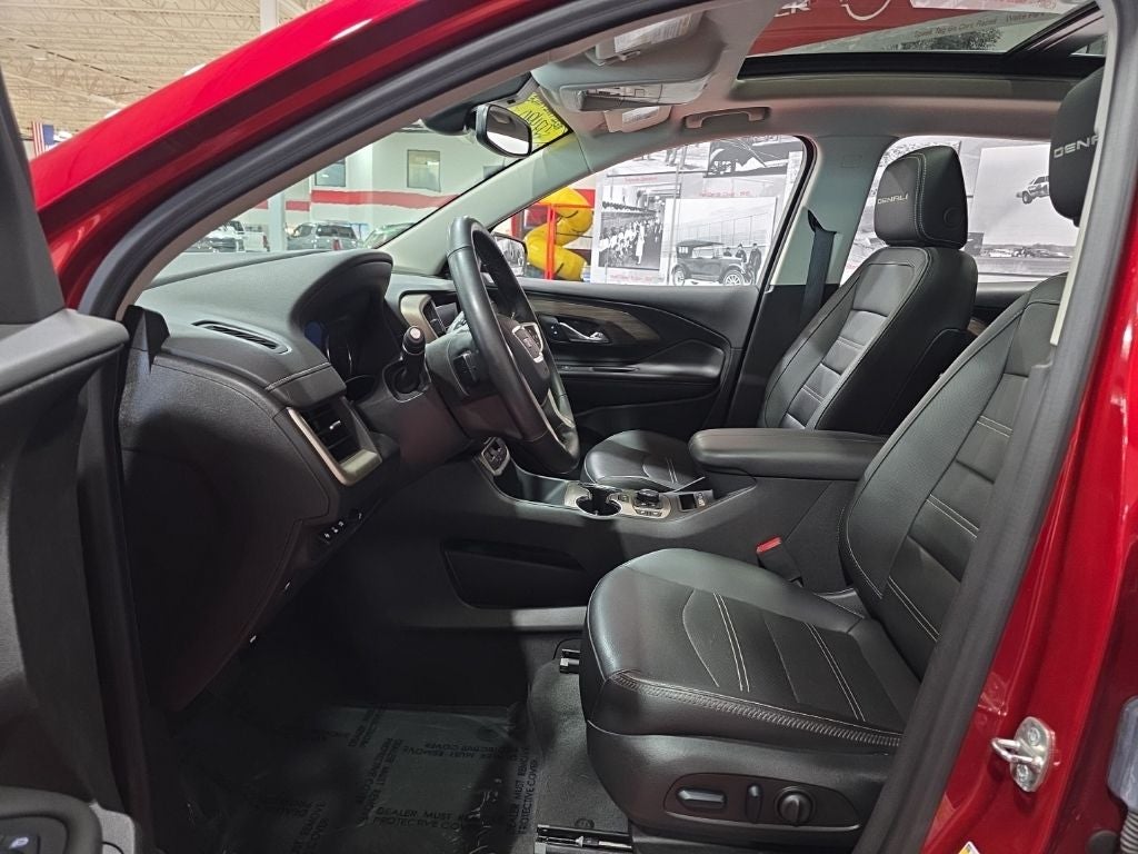 2024 GMC Terrain Denali Carbravo GM CPO