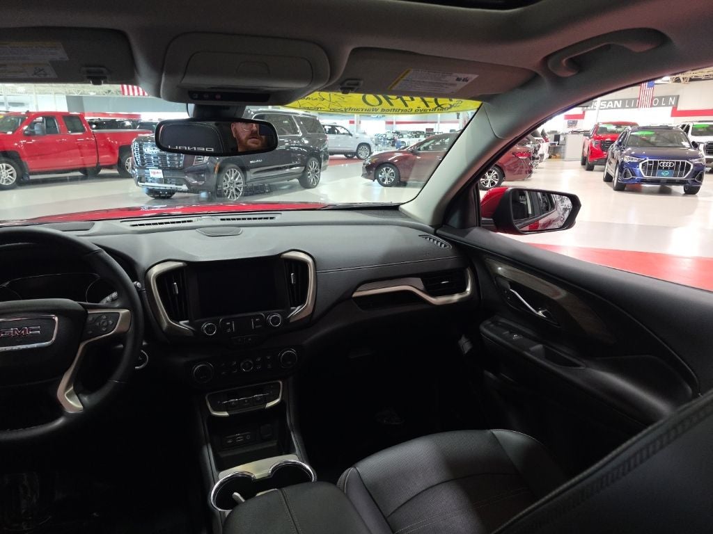 2024 GMC Terrain Denali Carbravo GM CPO