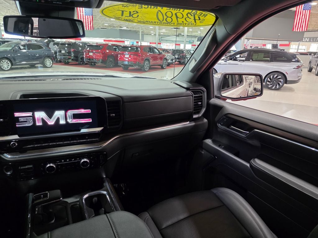 2024 GMC Sierra 1500 SLT