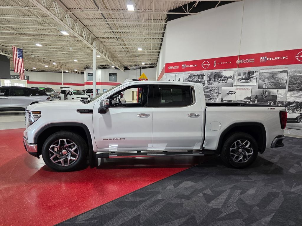 2024 GMC Sierra 1500 SLT