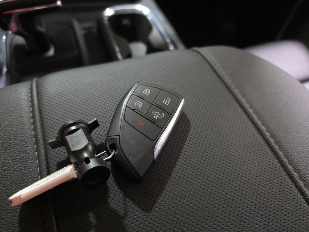 2025 GMC Sierra 1500 SLT CarBravo Certified