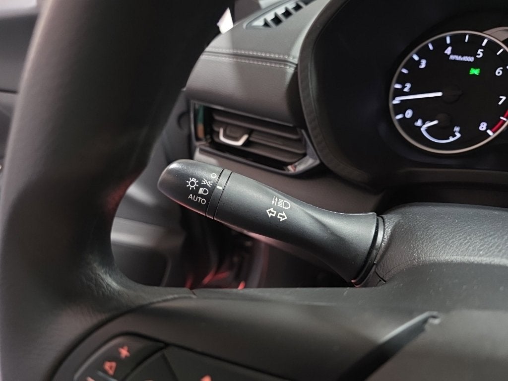 2025 Nissan Sentra SV Carbravo Certified