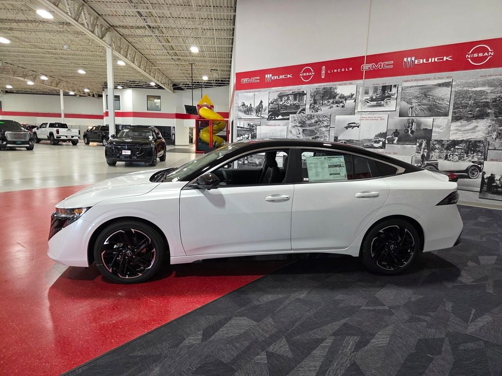 2026 Nissan Sentra SR