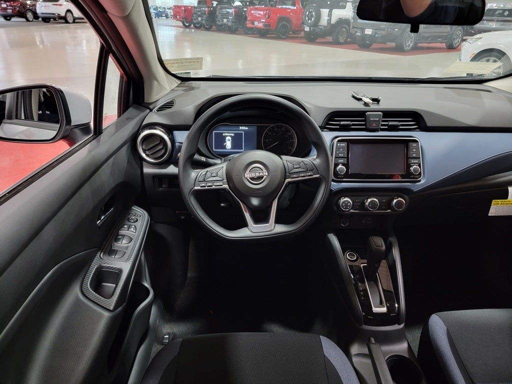 2025 Nissan Versa 1.6 SV