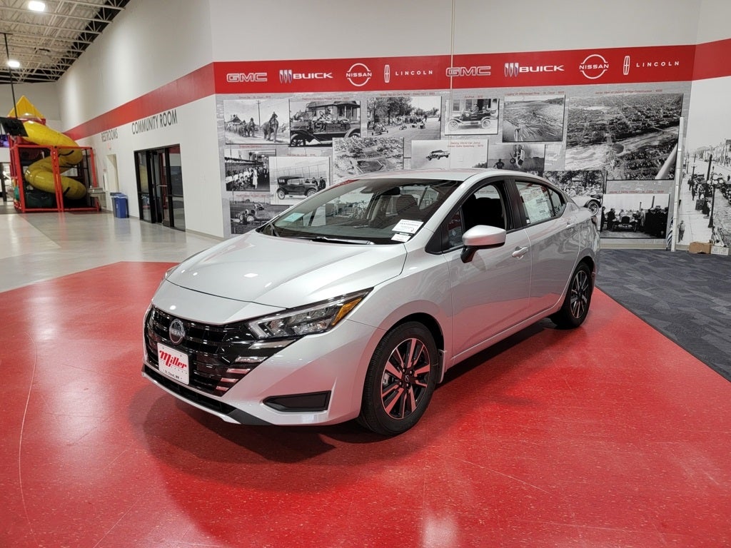 2025 Nissan Versa 1.6 SV