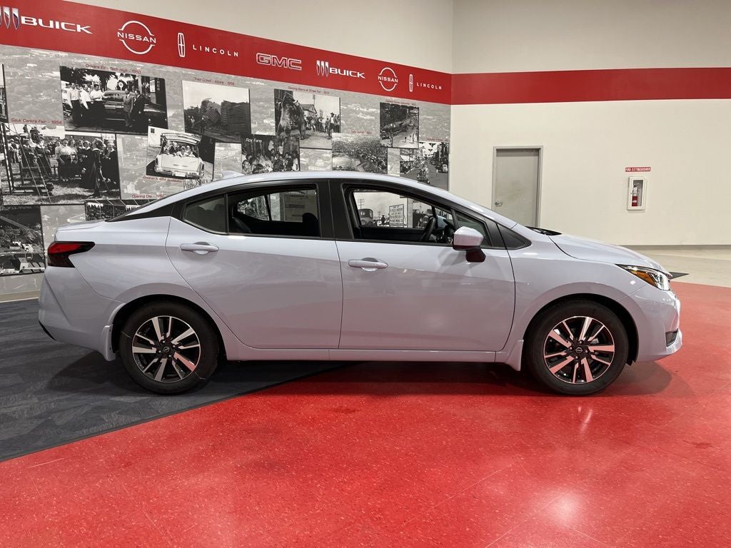2025 Nissan Versa 1.6 SV
