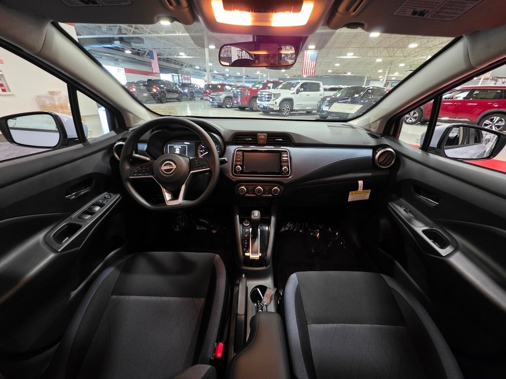 2025 Nissan Versa 1.6 SV