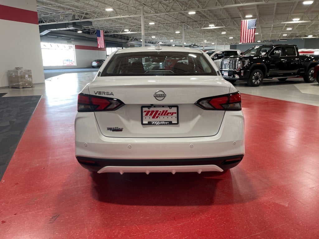 2025 Nissan Versa 1.6 SV