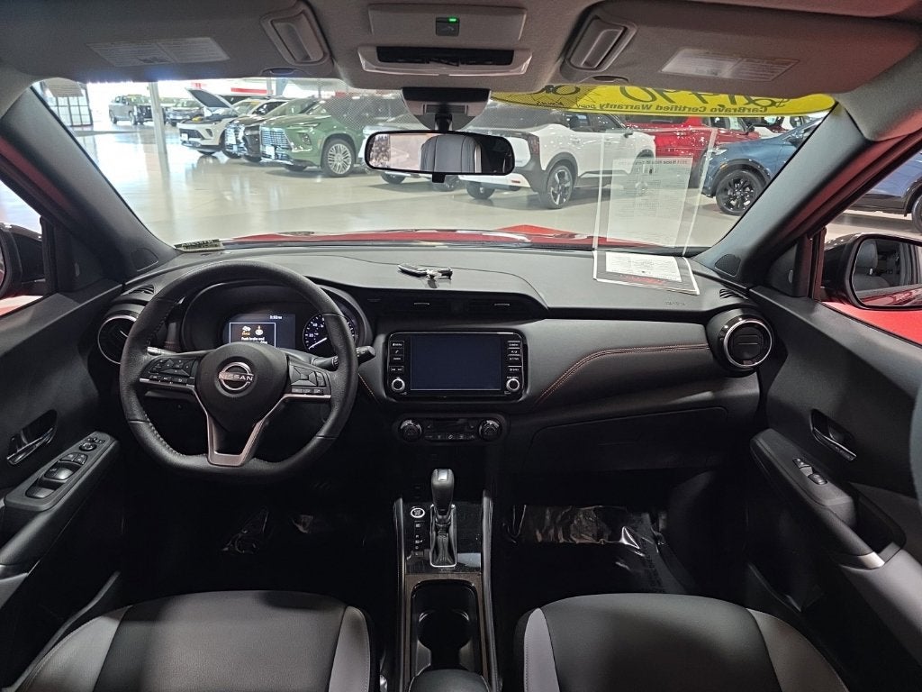 2024 Nissan Kicks SR Carbravo CPO