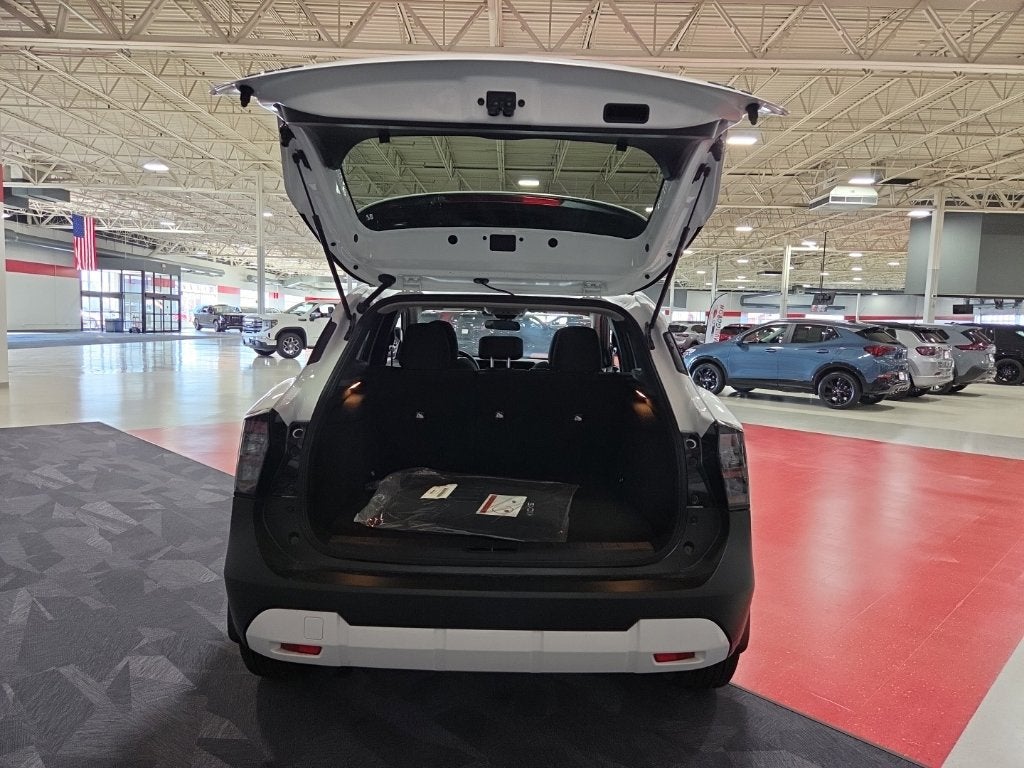 2027 Nissan Kicks SV