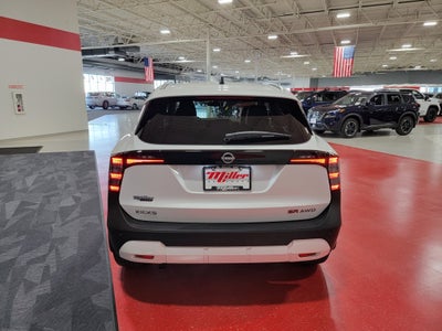 2026 Nissan Kicks SR