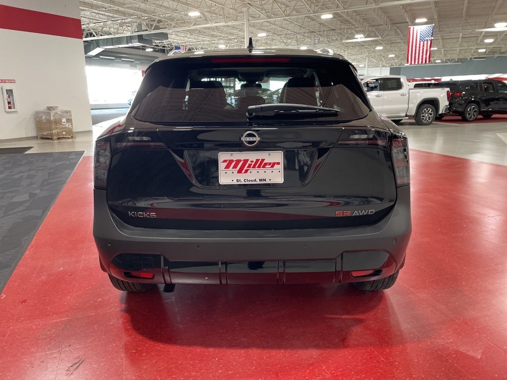 2026 Nissan Kicks SR