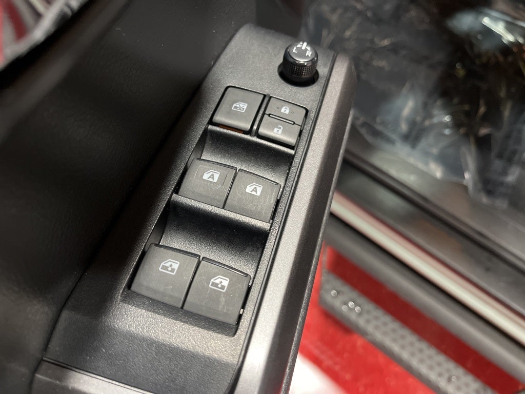 2023 Toyota Tacoma SR V6