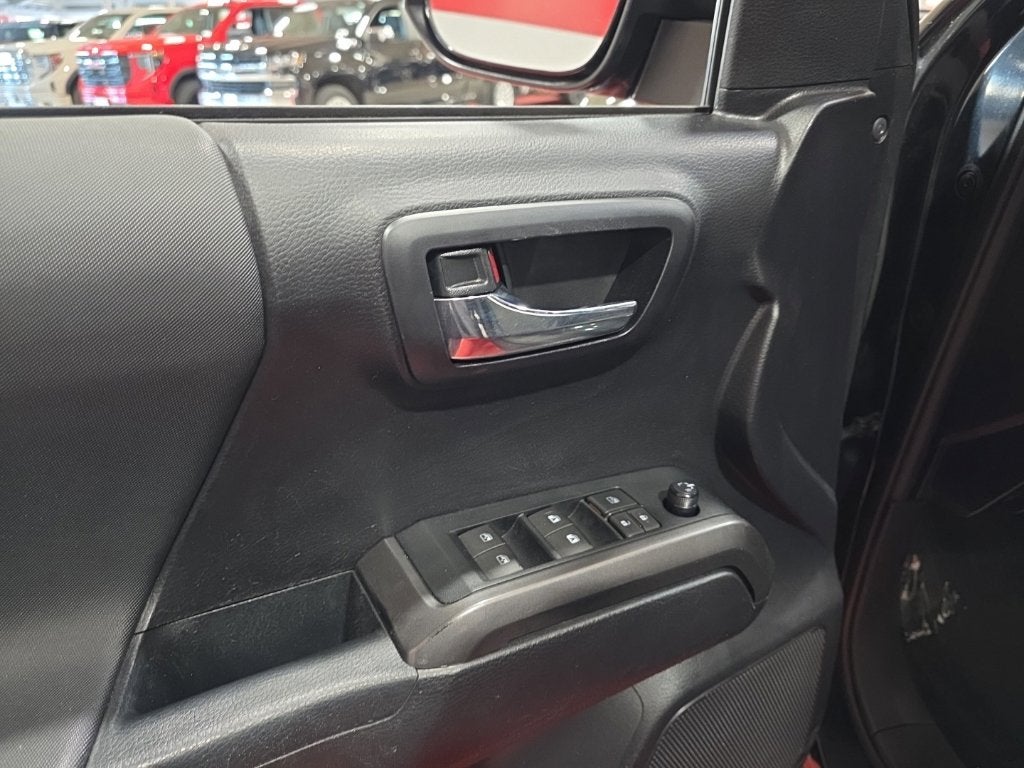 2021 Toyota Tacoma TRD Off-Road V6