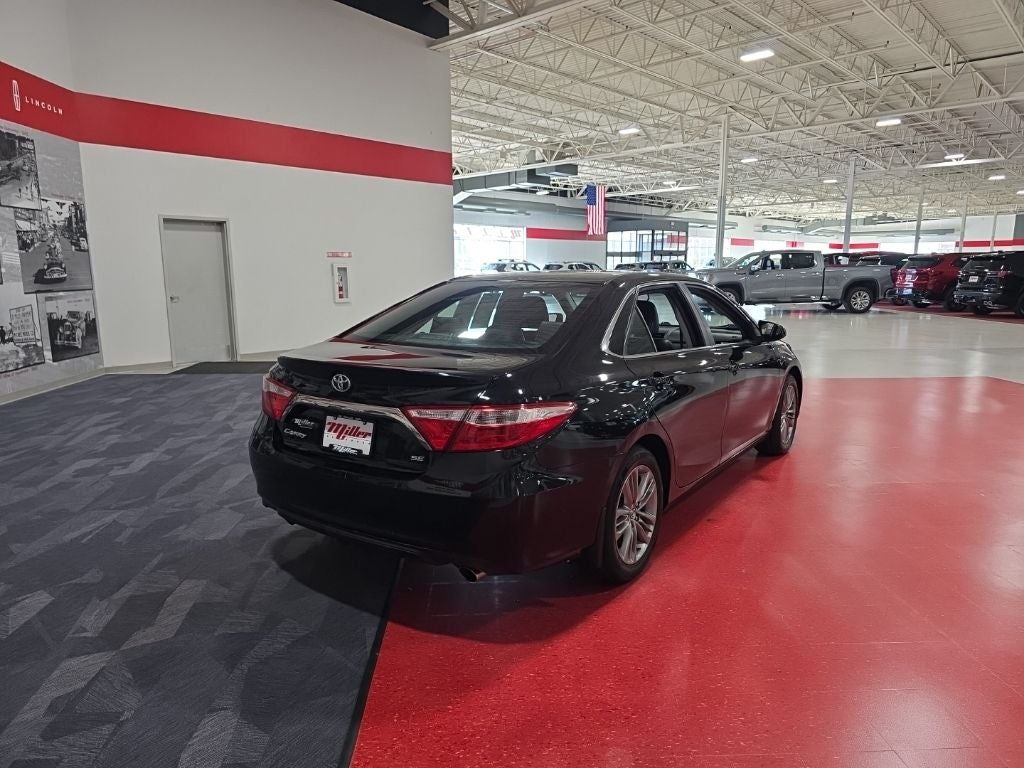 2015 Toyota Camry SE