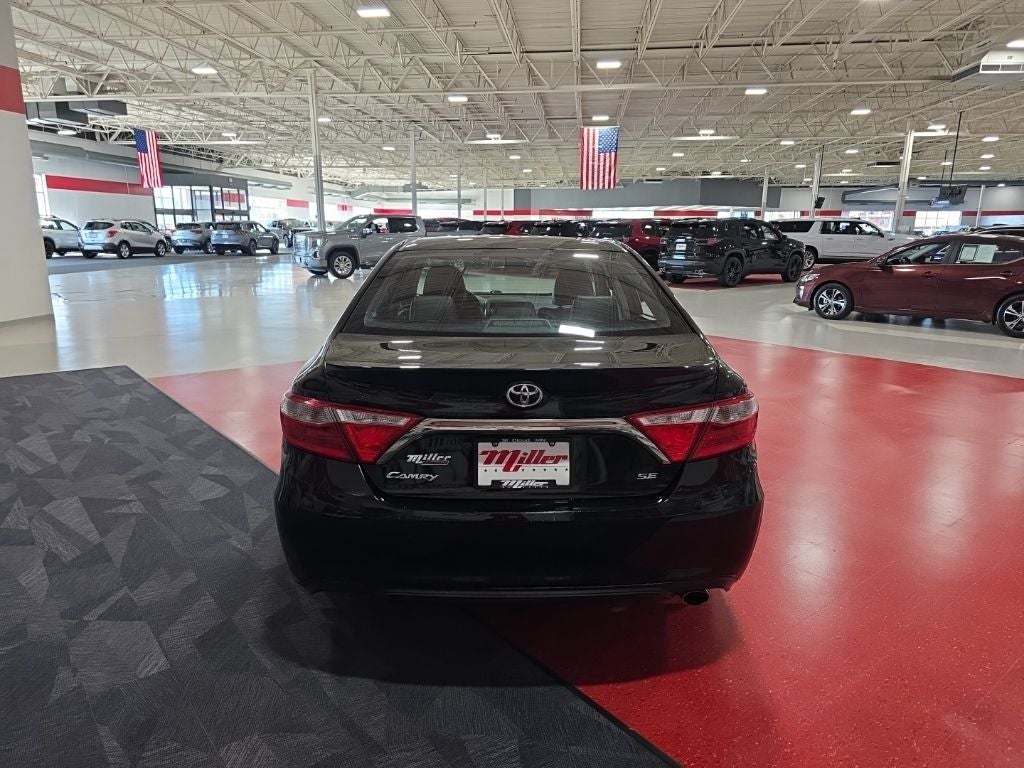 2015 Toyota Camry SE