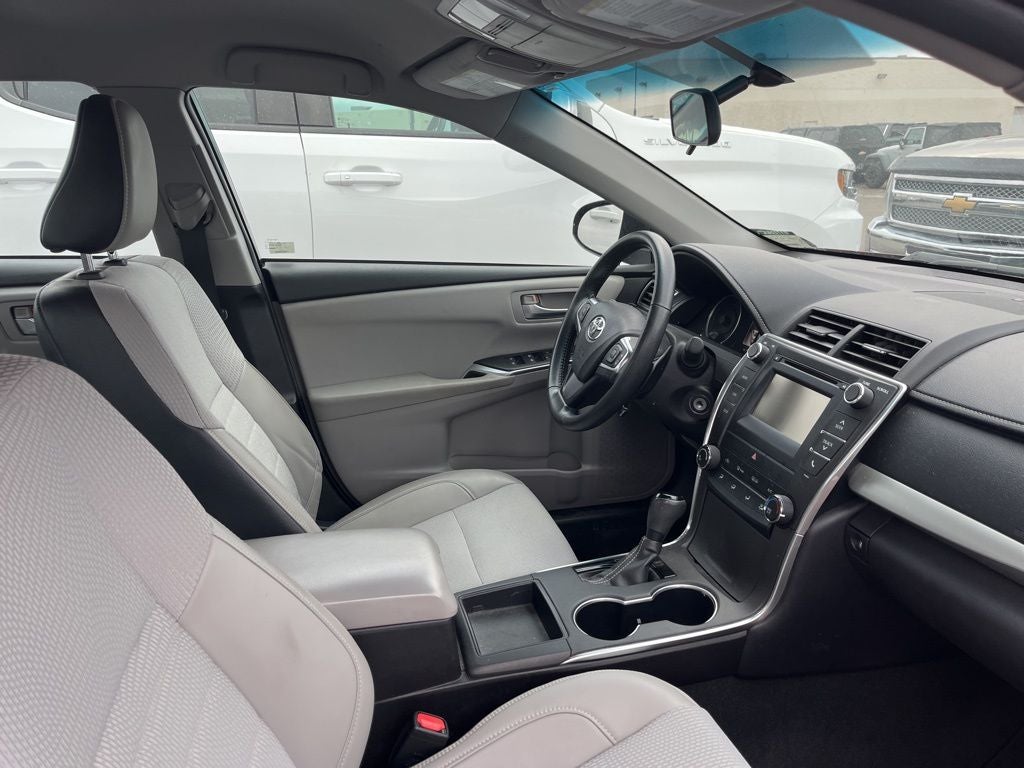 2016 Toyota Camry XLE