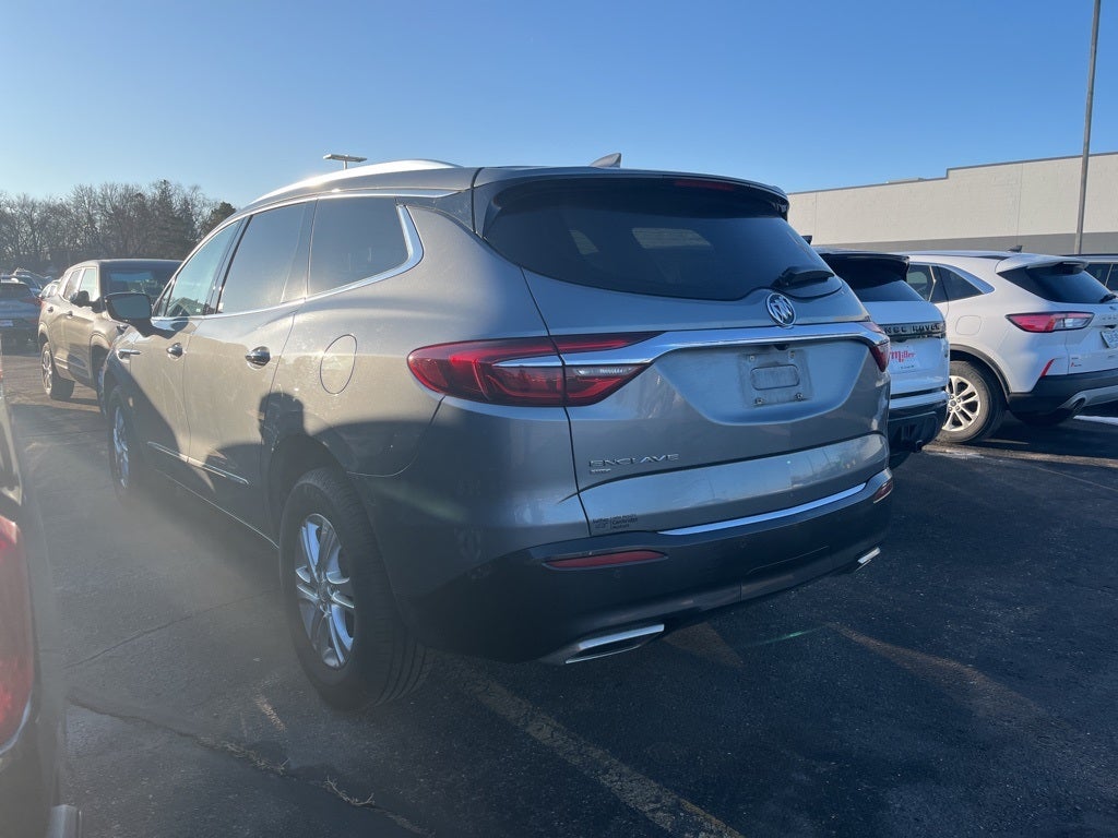 2021 Buick Enclave Essence
