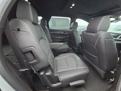 2022 Buick Enclave Avenir