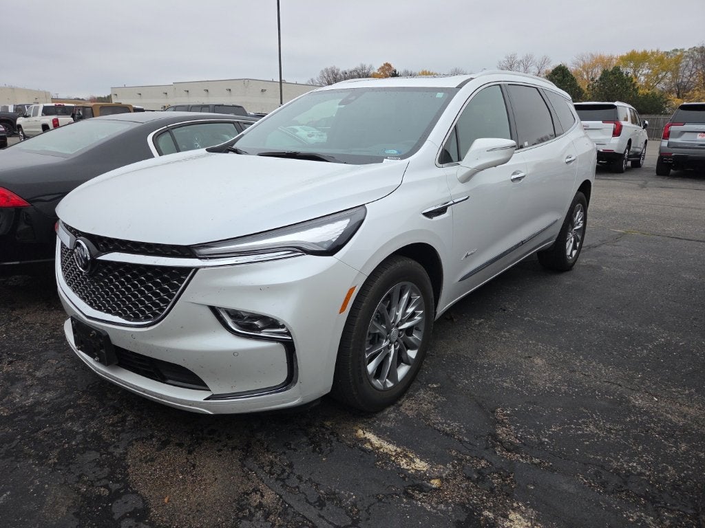 2022 Buick Enclave Avenir