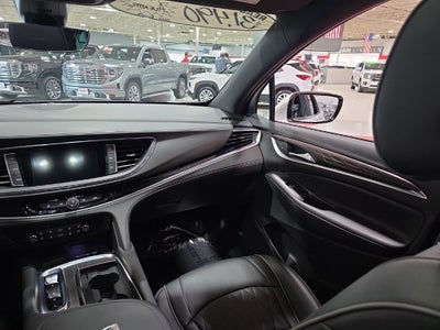 2022 Buick Enclave Avenir