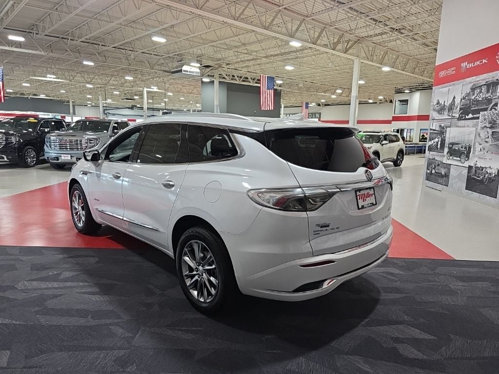 2022 Buick Enclave Avenir