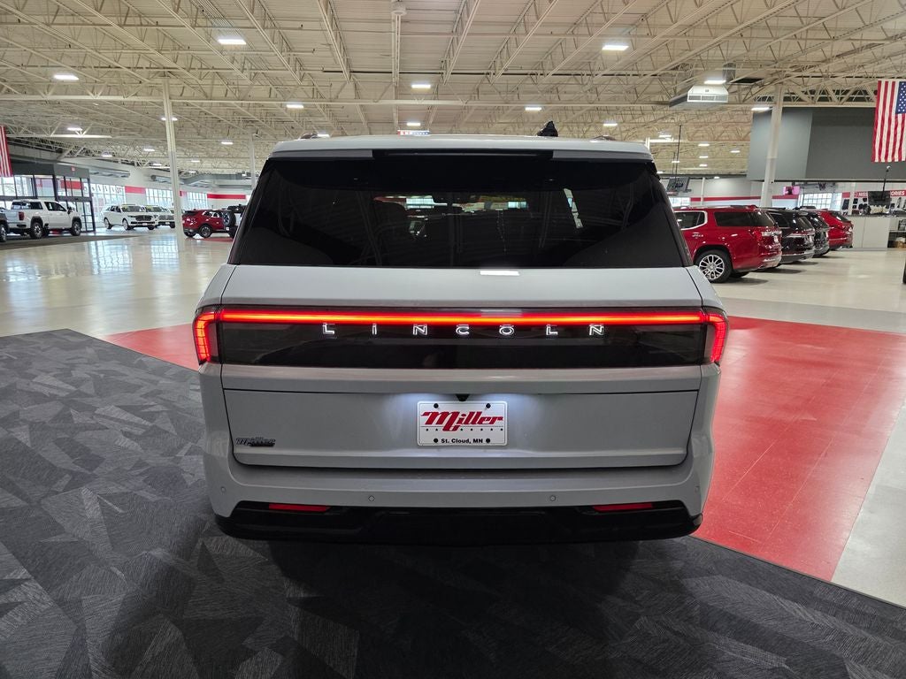 2025 Lincoln Navigator Reserve