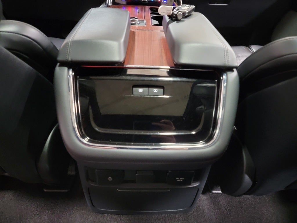 2023 Lincoln Navigator L Reserve