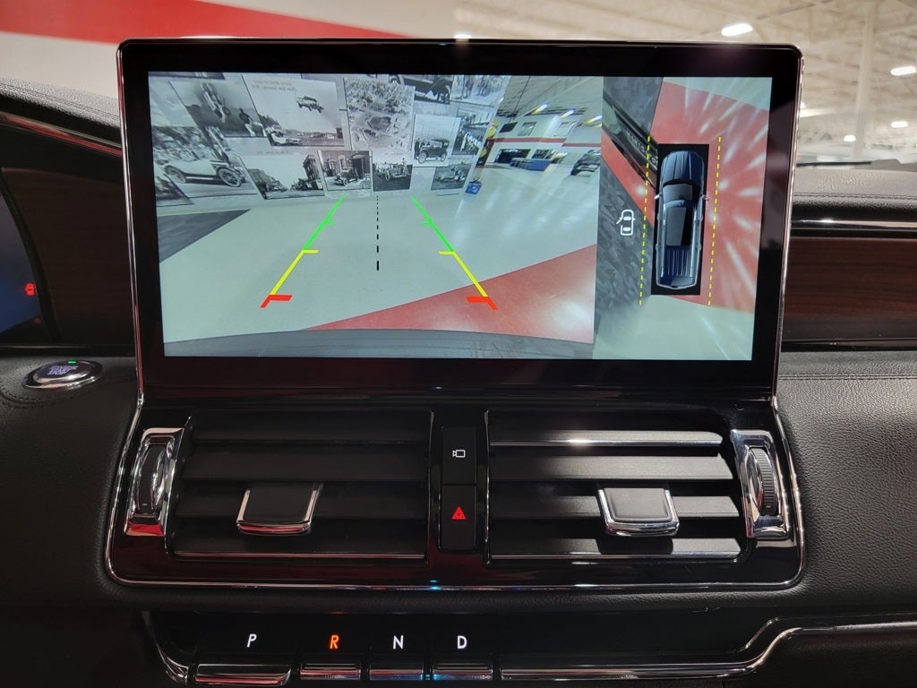 2023 Lincoln Navigator L Reserve