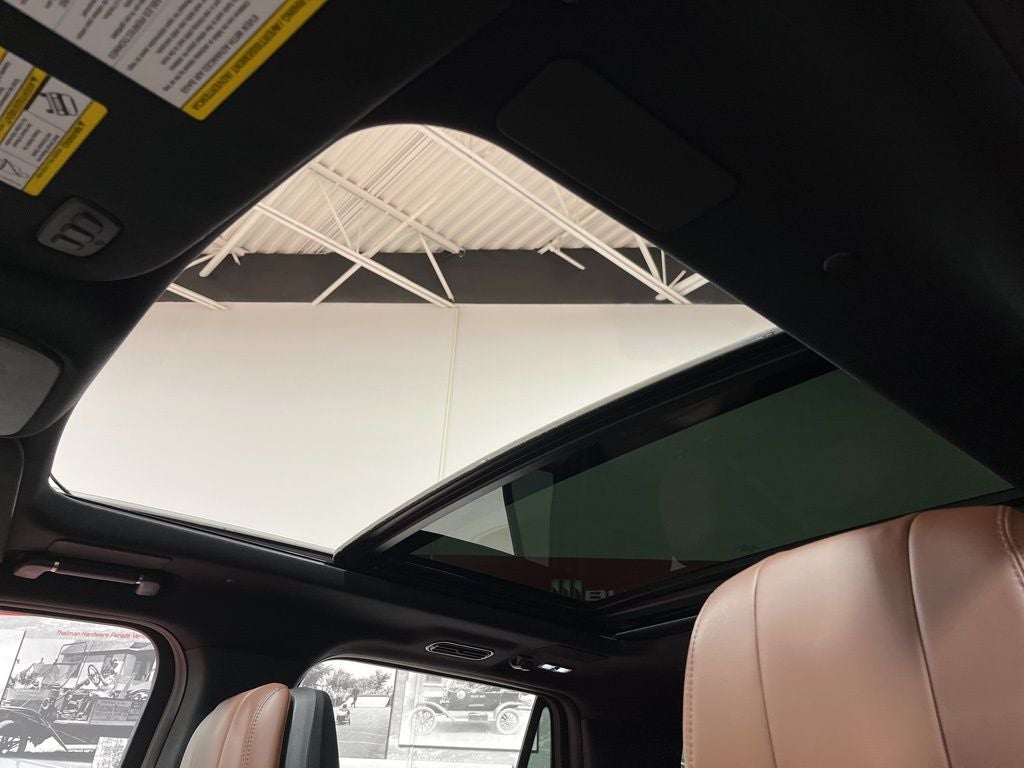 2025 Lincoln Navigator L Reserve