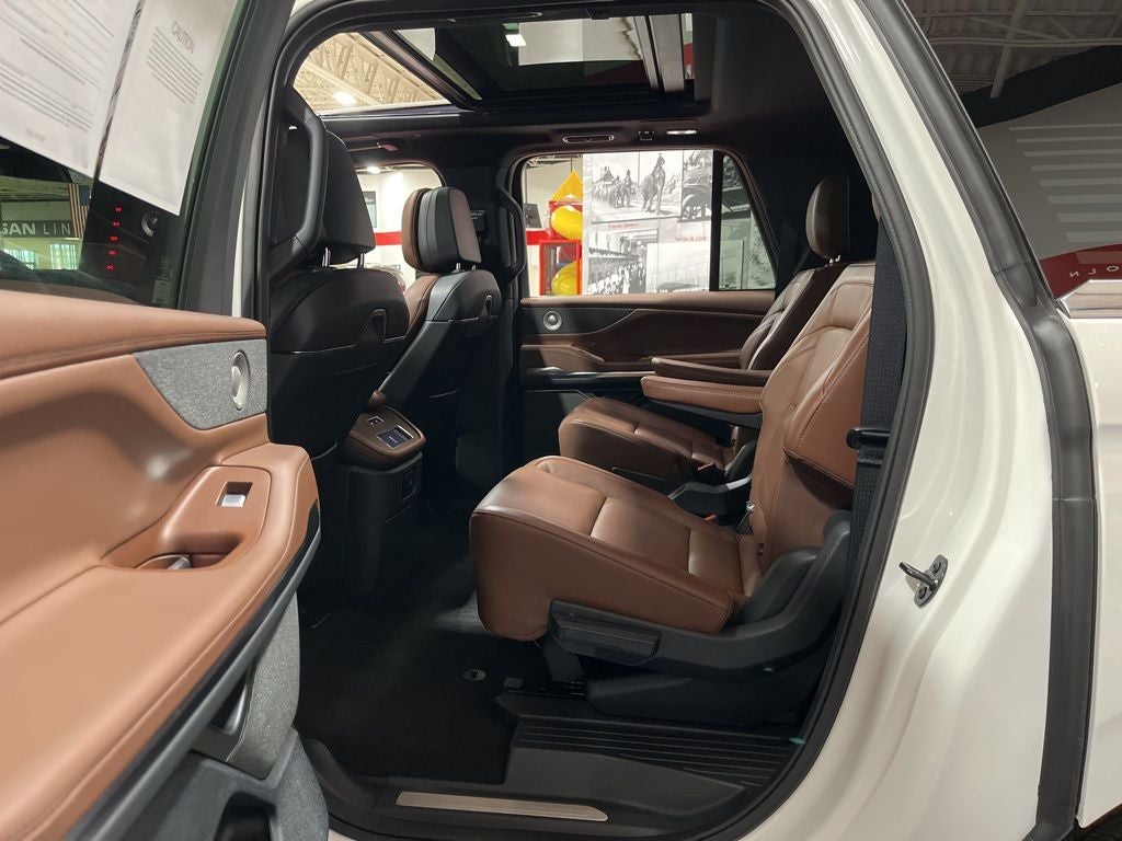 2025 Lincoln Navigator L Reserve